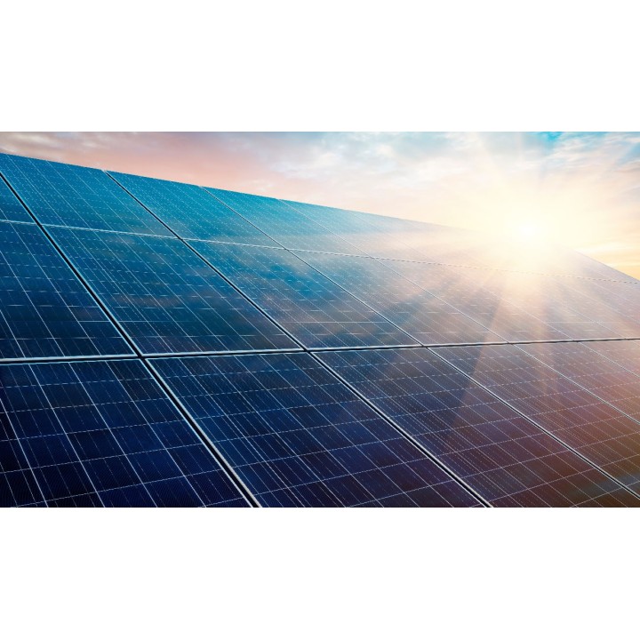 Drone terrestre de nettoyage de panneaux solaires et photovoltaïques